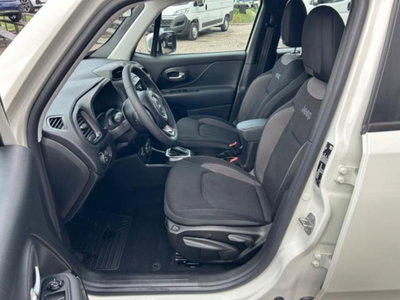 Jeep Renegade 1.3 T4 190CV PHEV 4xe AT6 Limited (8)