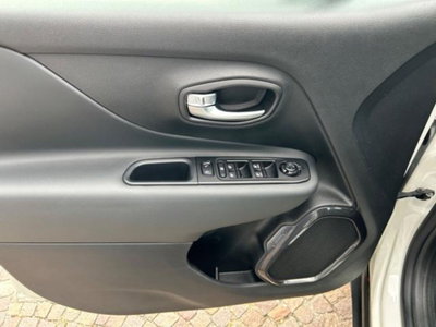 Jeep Renegade 1.3 T4 190CV PHEV 4xe AT6 Limited (9)
