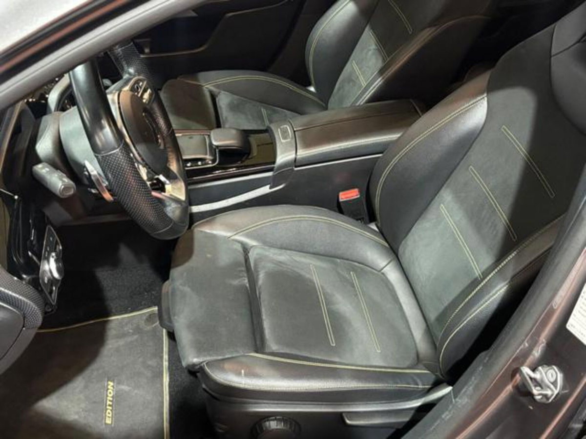 Mercedes-Benz Classe A 220 d AMG Line Premium Plus auto (10)