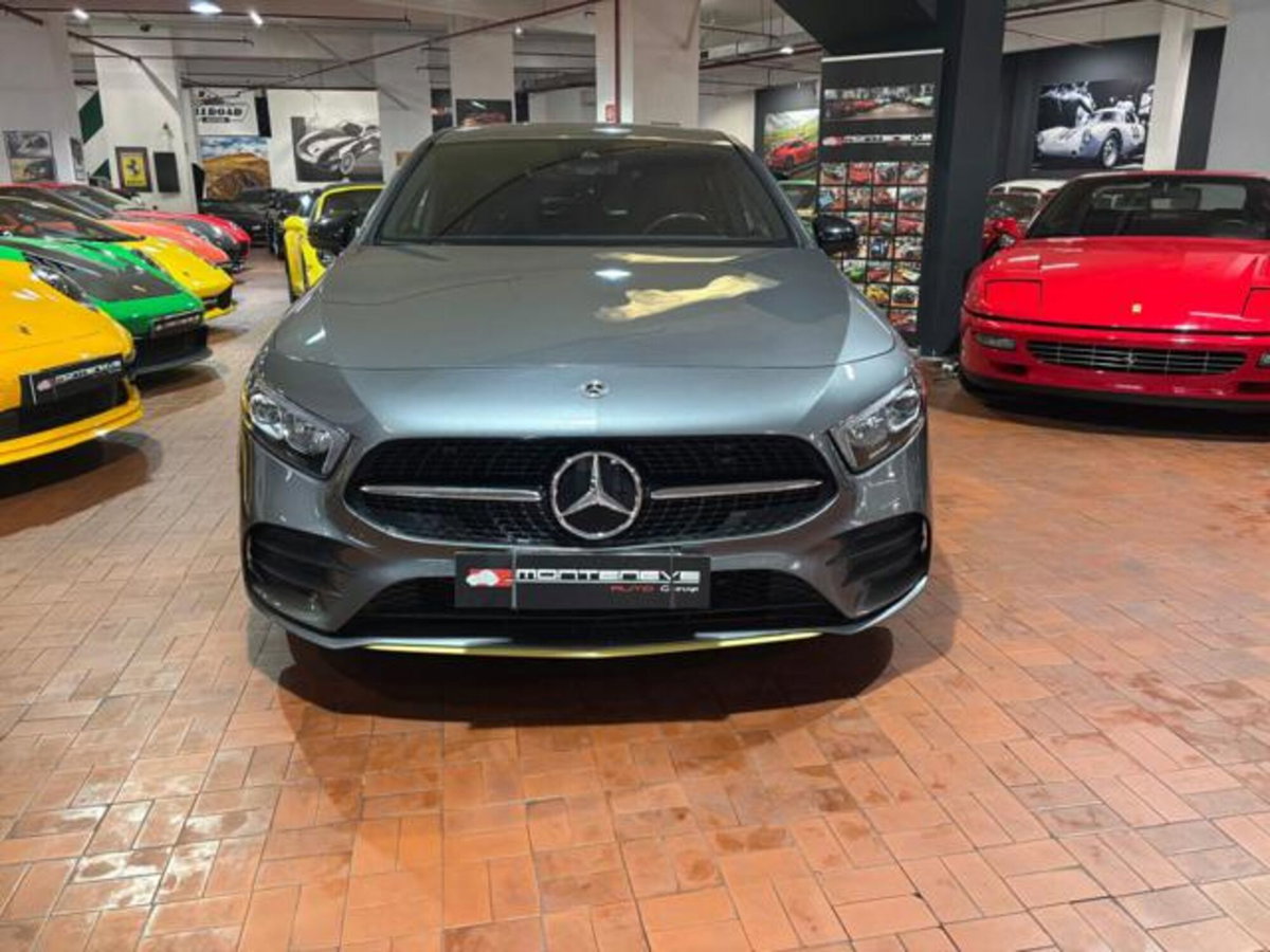 Mercedes-Benz Classe A 220 d AMG Line Premium Plus auto (6)