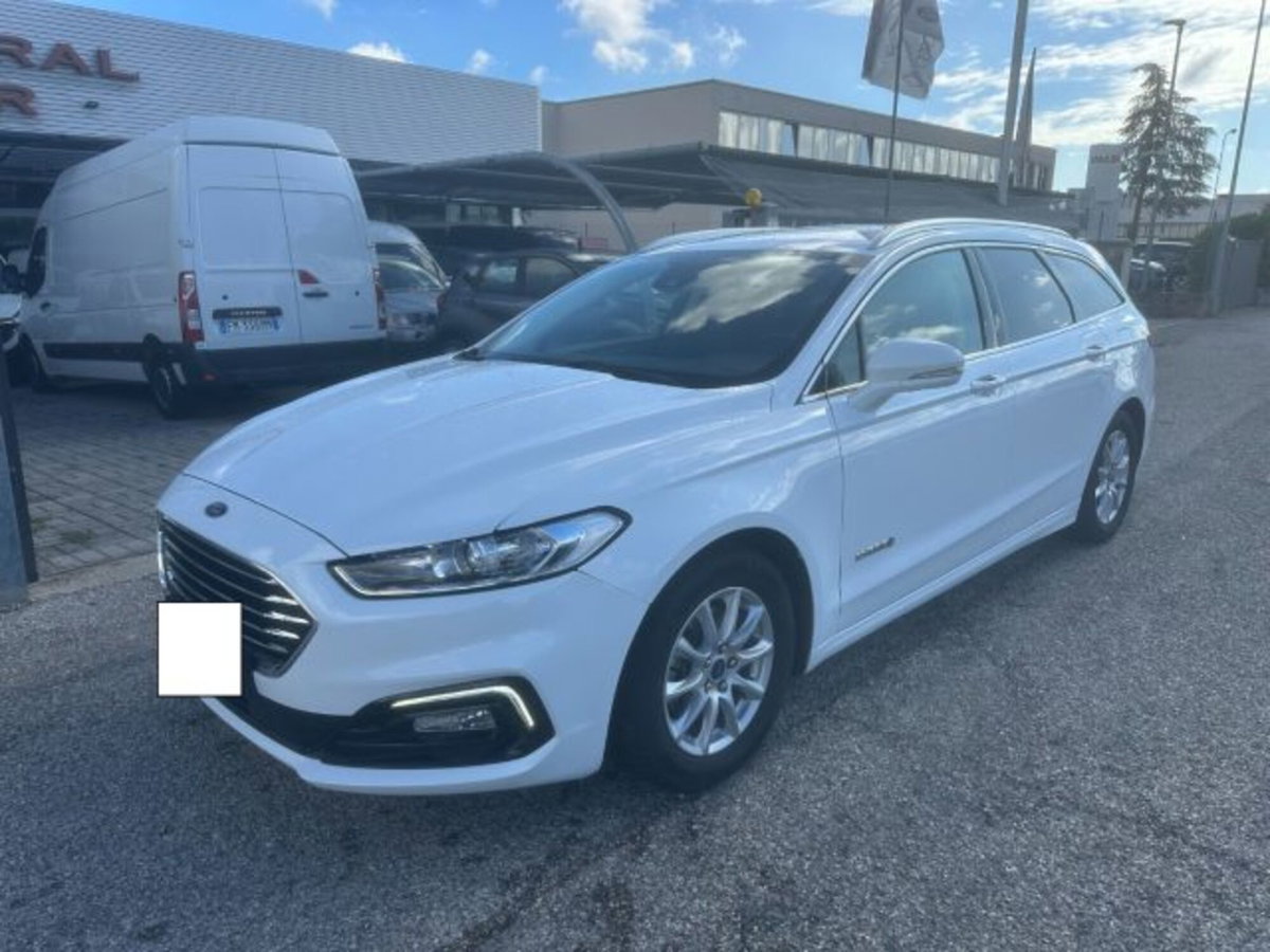 Ford Mondeo Station Wagon Full Hybrid 2.0 187 CV eCVT SW Titanium Business (3)