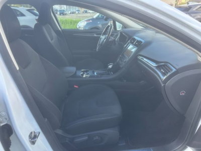 Ford Mondeo Station Wagon Full Hybrid 2.0 187 CV eCVT SW Titanium Business (9)