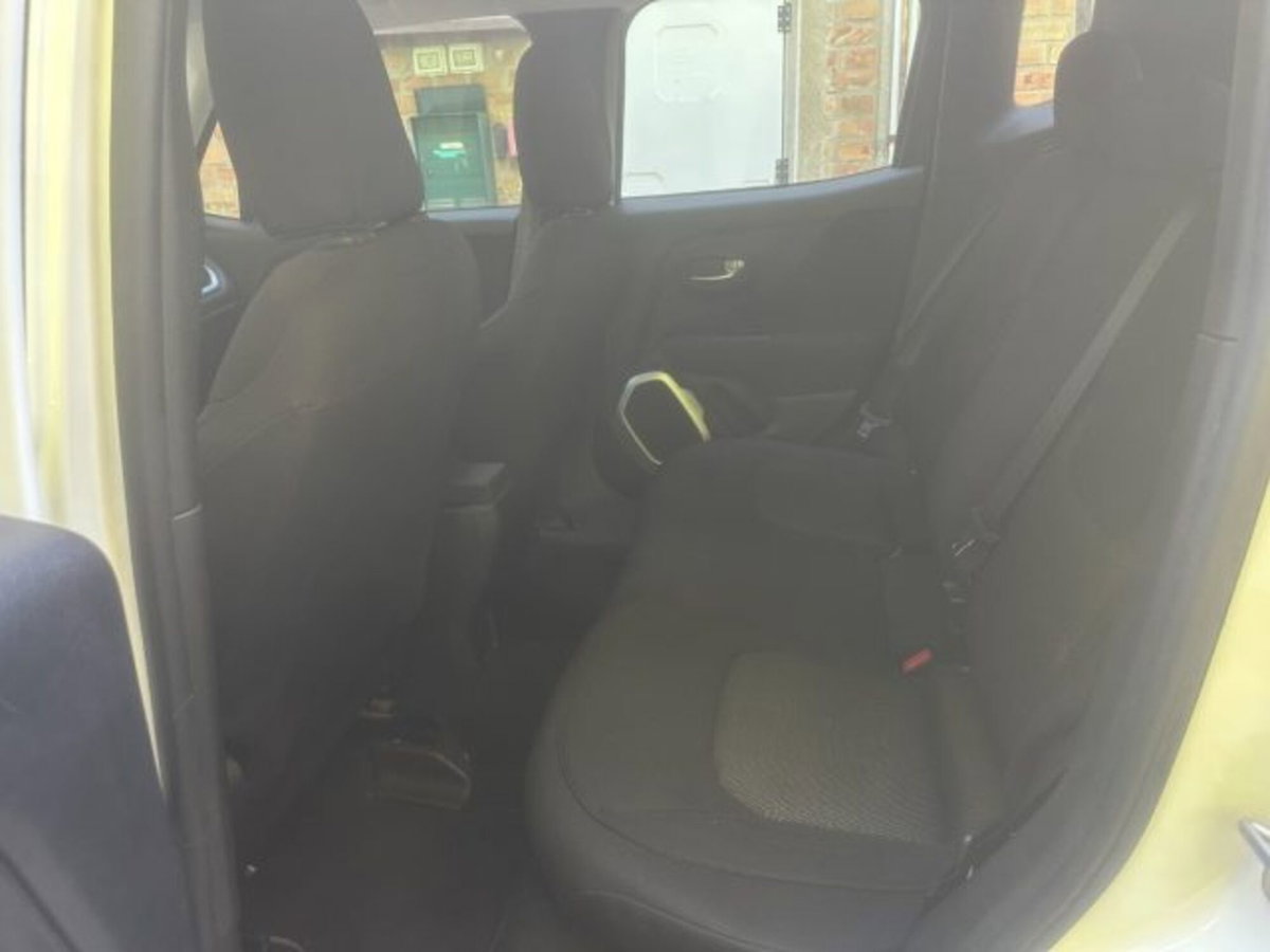 Jeep Renegade 1.6 Mjt Sport (7)