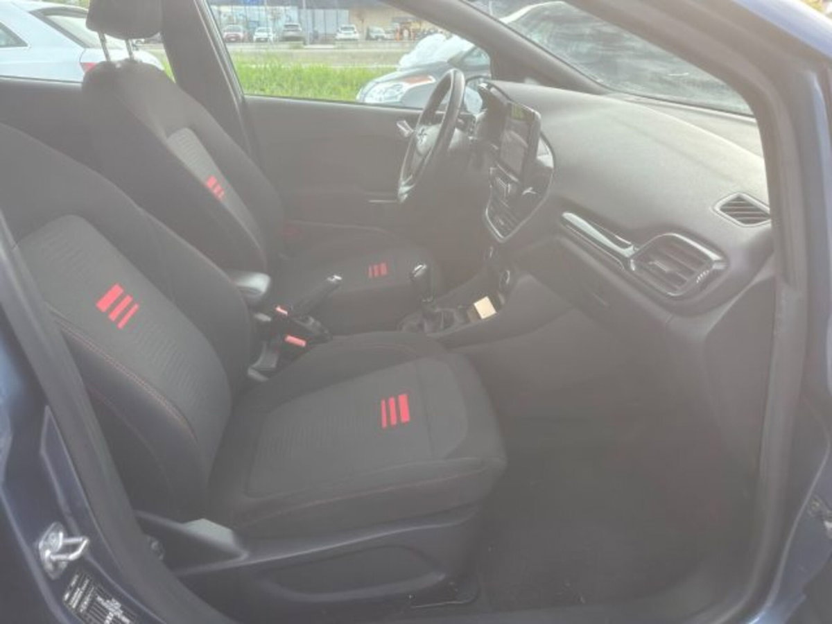 Ford Fiesta 1.0 Ecoboost Hybrid 125 CV 5 porte ST-Line X (9)