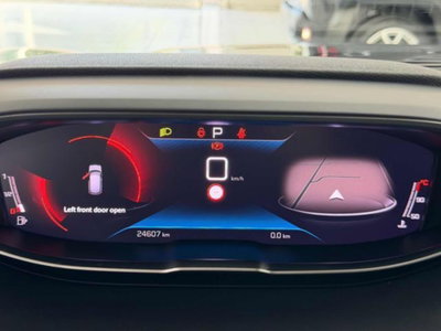 Peugeot 3008 BlueHDi 130 S&S EAT8 Allure Pack (16)