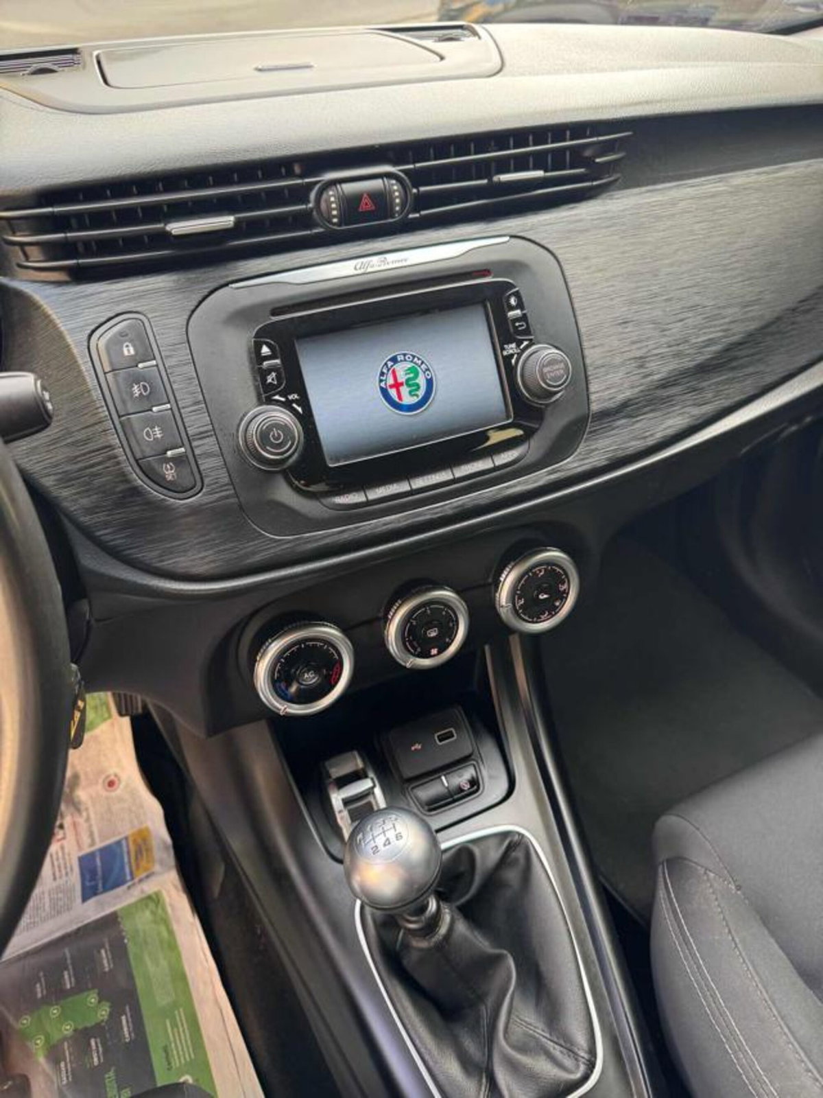 Alfa Romeo Giulietta 1.4 Turbo Giulietta 120cv (11)