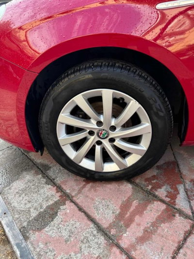 Alfa Romeo Giulietta 1.4 Turbo Giulietta 120cv (6)