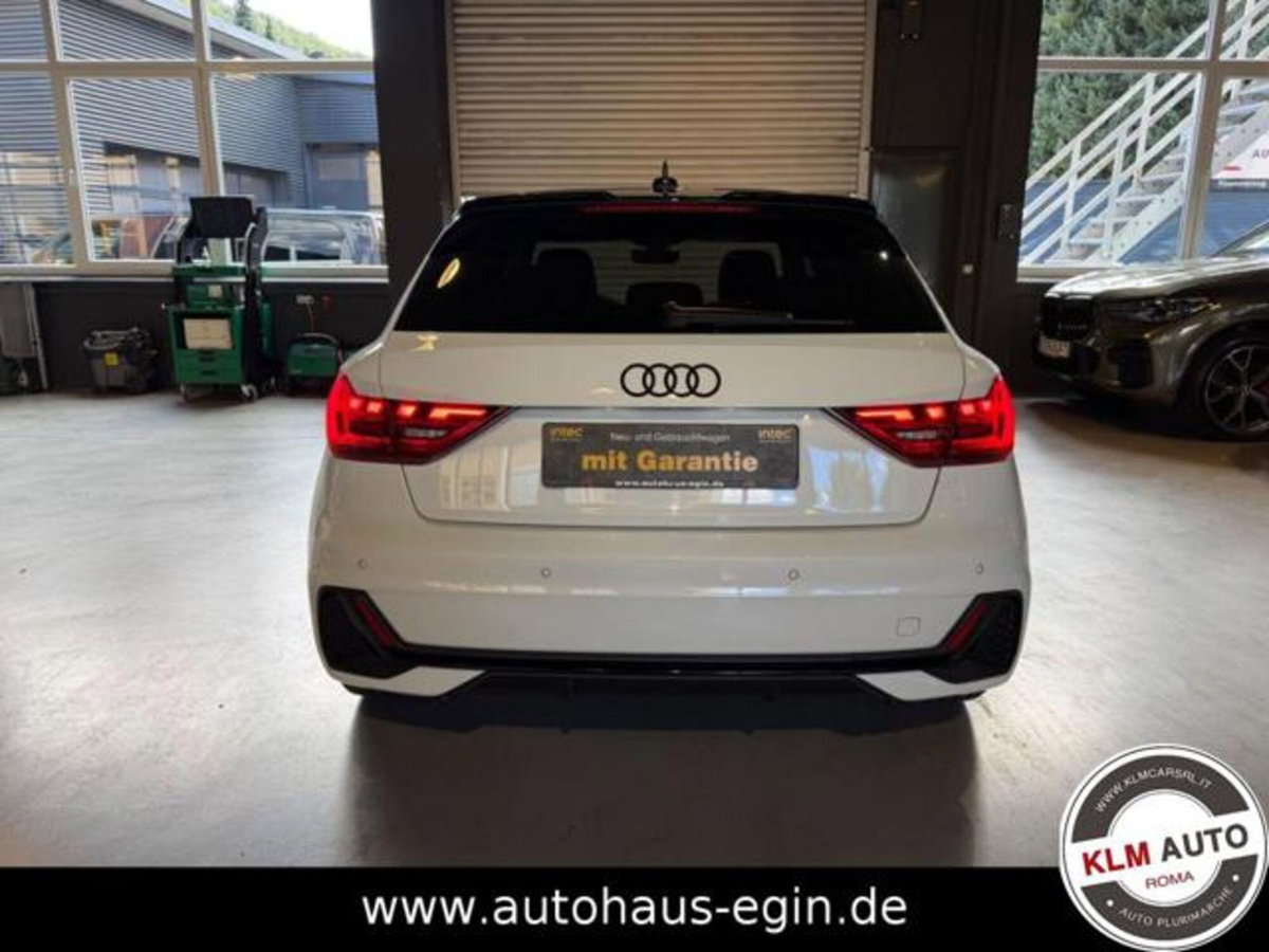 Audi A1 Sportback 30 TFSI S line edition (4)