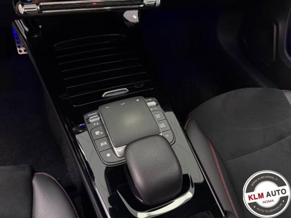 Mercedes-Benz Classe A Sedan 200 Automatic 4p. Premium (13)