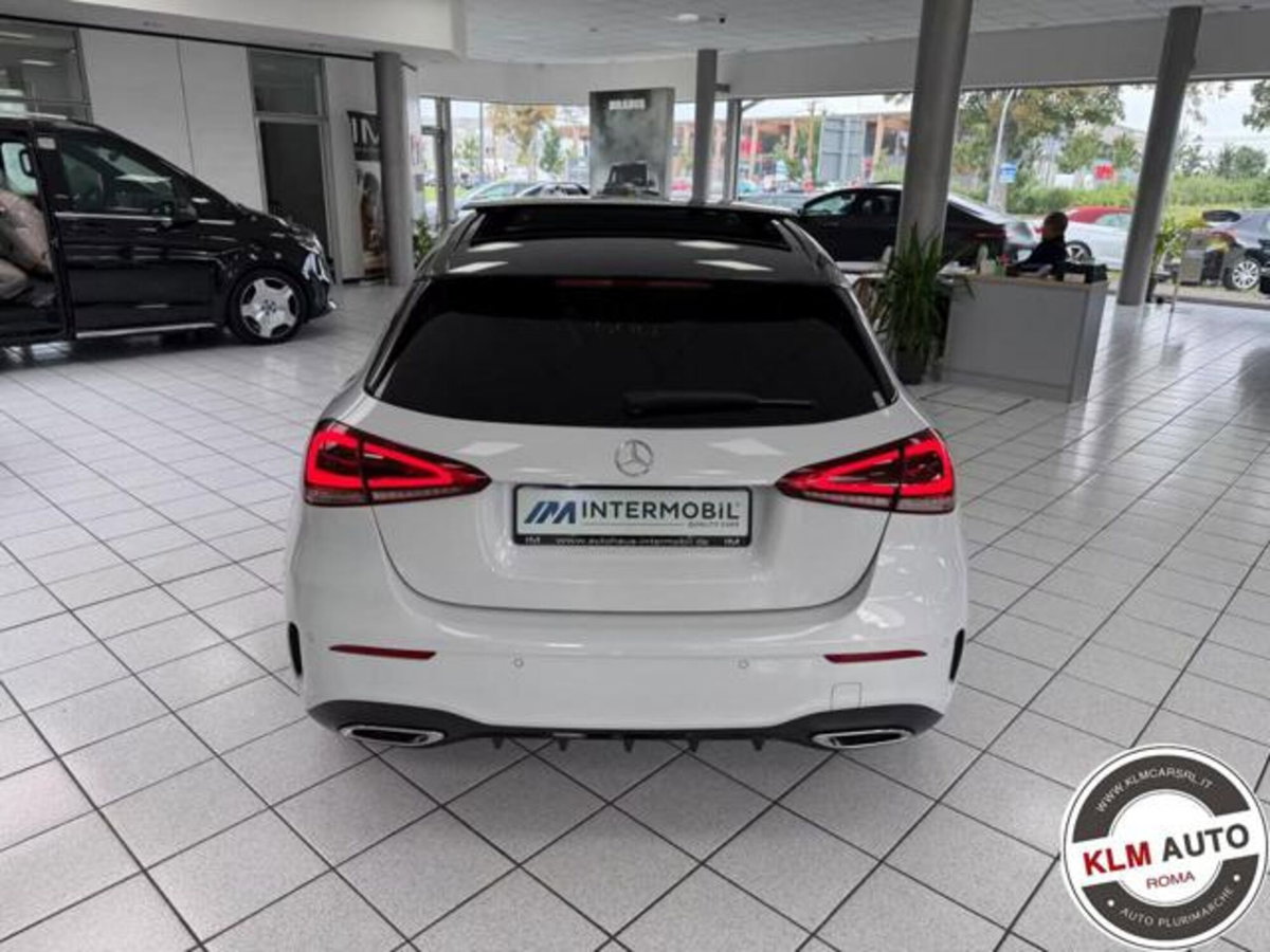 Mercedes-Benz Classe A Sedan 200 Automatic 4p. Premium (3)