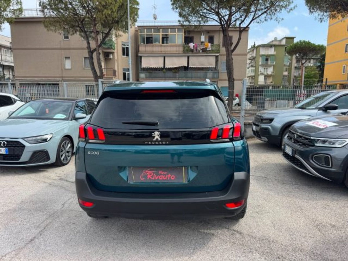 Peugeot 5008 BlueHDi 130 S&S EAT8 Allure (8)
