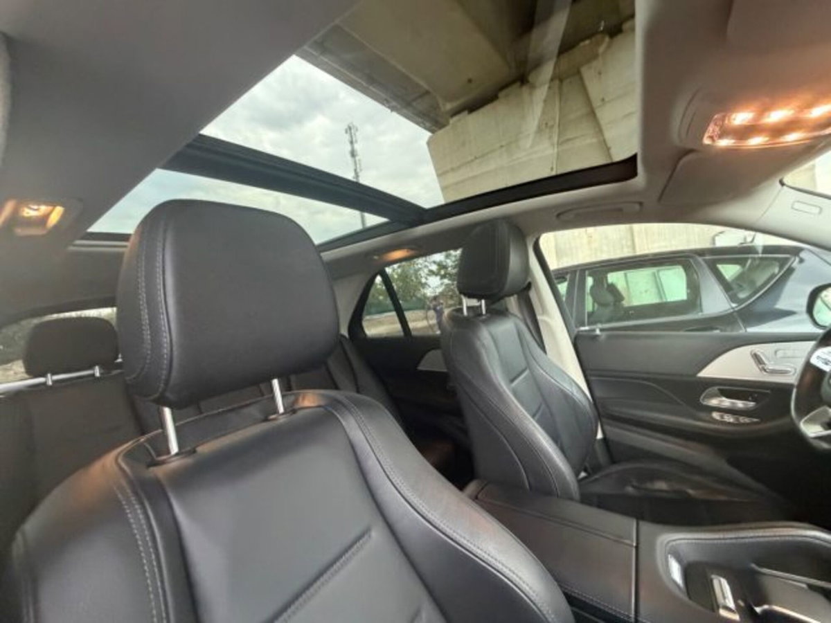 Mercedes-Benz GLE Coupé 300 d 4Matic Mild Hybrid Coupé Premium Plus (9)