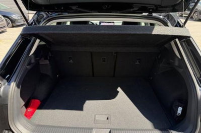 Volkswagen T-Roc 1.5 etsi Life 115cv dsg (11)