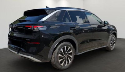 Volkswagen T-Roc 1.5 etsi Life 115cv dsg (2)
