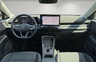Volkswagen T-Roc 1.5 etsi Life 115cv dsg (6)