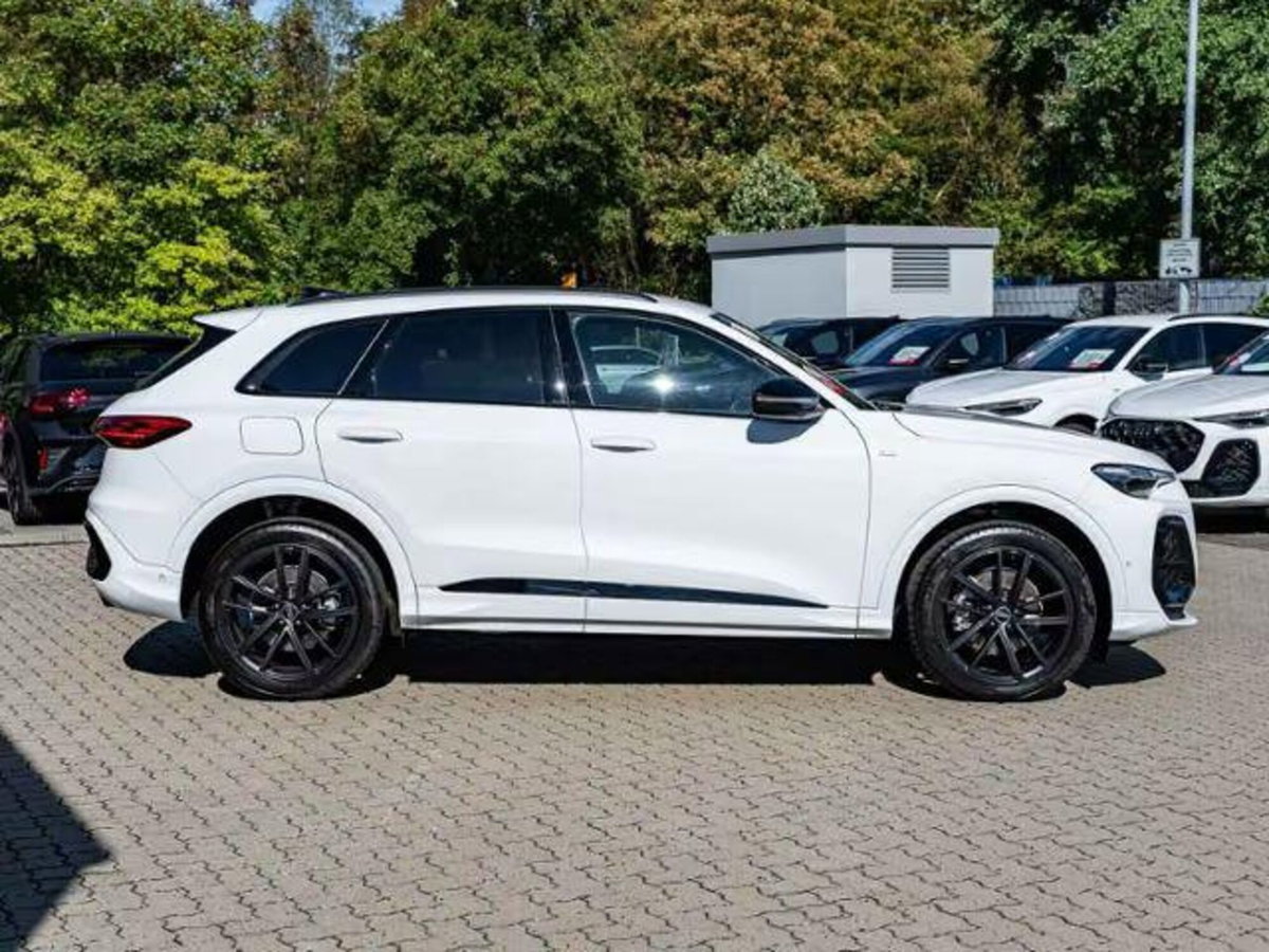 Audi Q5 Sportback 2.0 tfsi mhev+ S line edition 204cv s-tronic (4)