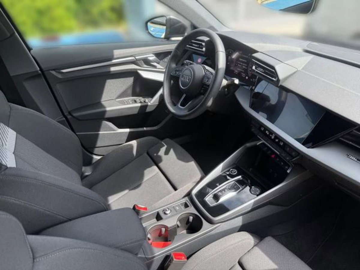 Audi A3 Sportback 35 TDI S line edition (14)