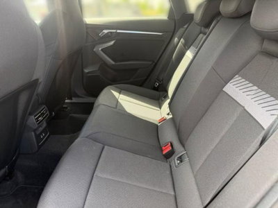 Audi A3 Sportback 35 TDI S line edition (8)
