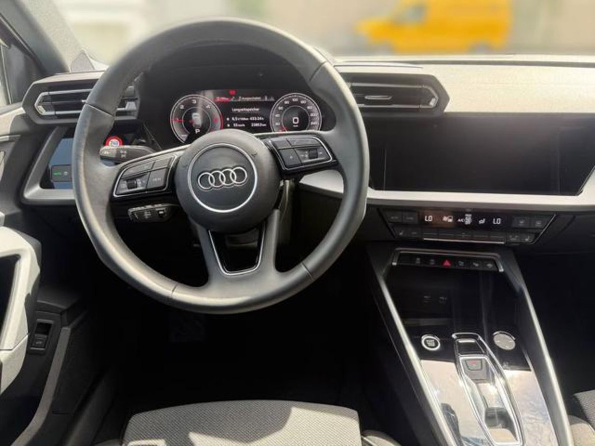 Audi A3 Sportback 35 TDI S line edition (9)