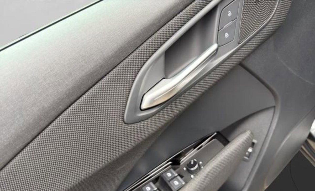 Audi Q3 Sportback 35 TDI S line edition (7)