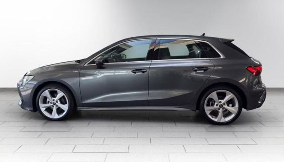 Audi A3 Sportback 35 TDI S line edition (2)