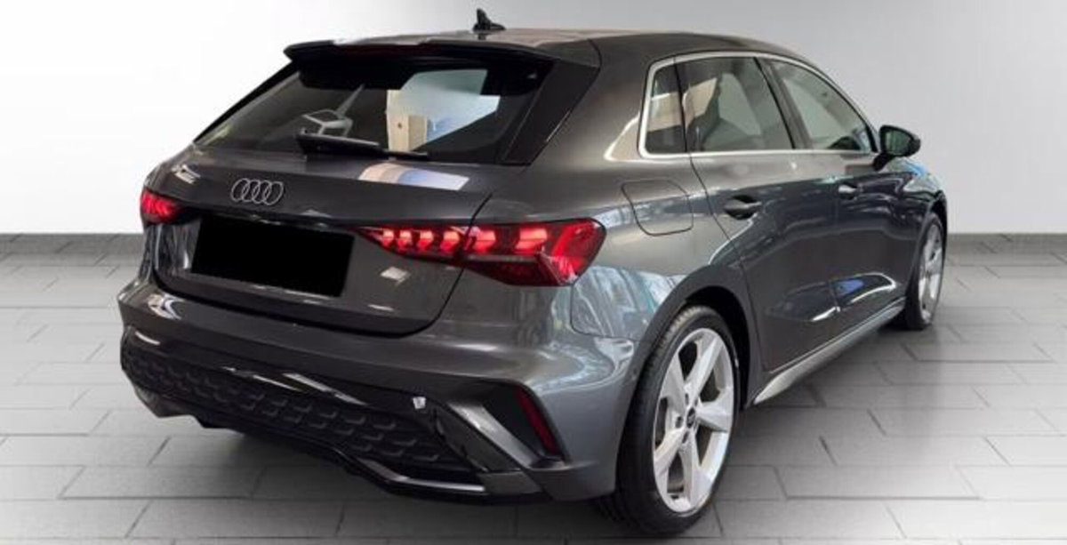 Audi A3 Sportback 35 TDI S line edition (5)