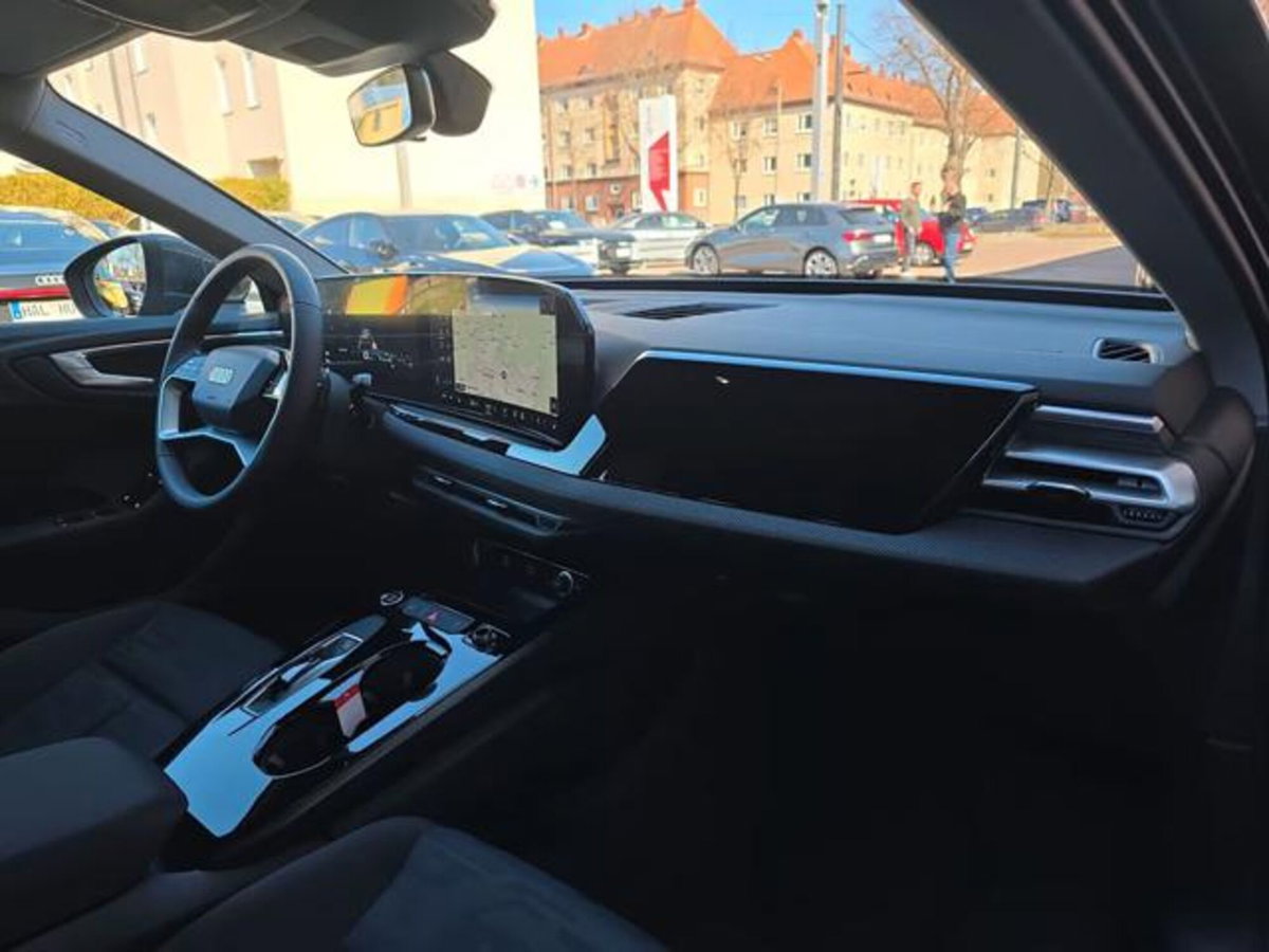 Audi A5 Avant 2.0 tfsi S line edition 150cv s-tronic (13)