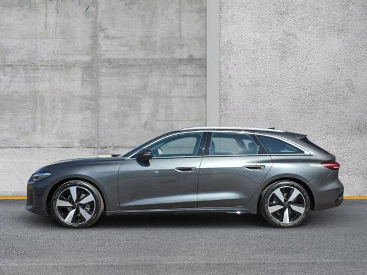 Audi A5 Avant 2.0 tfsi S line edition 150cv s-tronic (2)