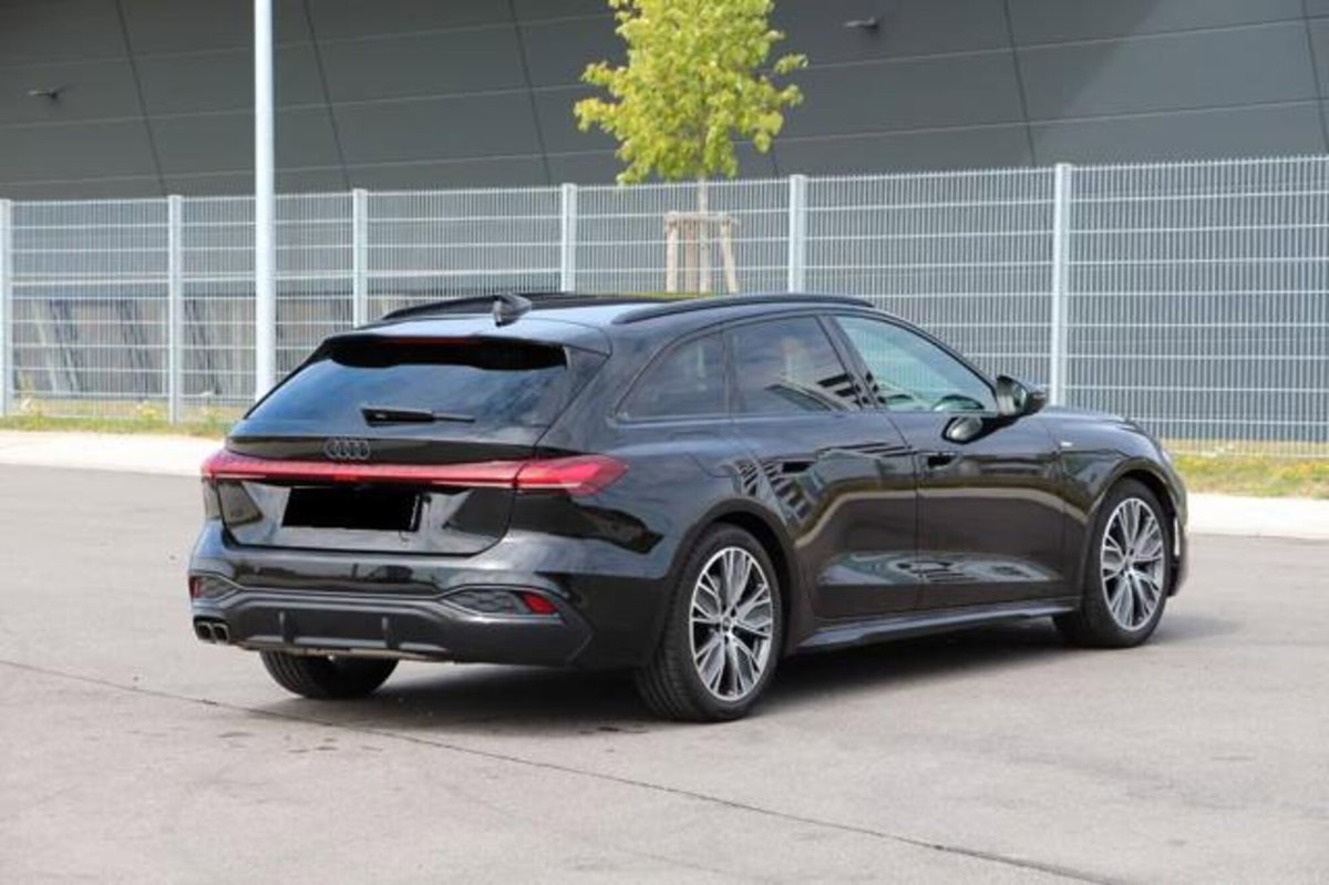 Audi A5 Avant 2.0 tdi mhev+ S line edition 204cv s-tronic (15)