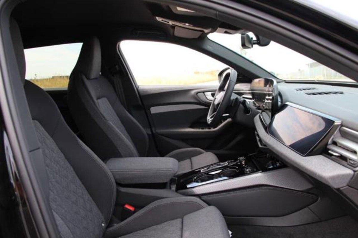 Audi A5 Avant 2.0 tdi mhev+ S line edition 204cv s-tronic (7)
