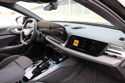 Audi A5 Avant 2.0 tdi mhev+ S line edition 204cv s-tronic (9)