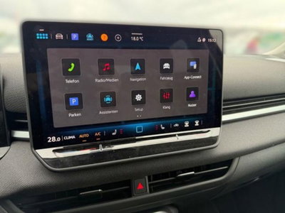 Volkswagen T-Roc 1.5 etsi Life 115cv dsg (11)