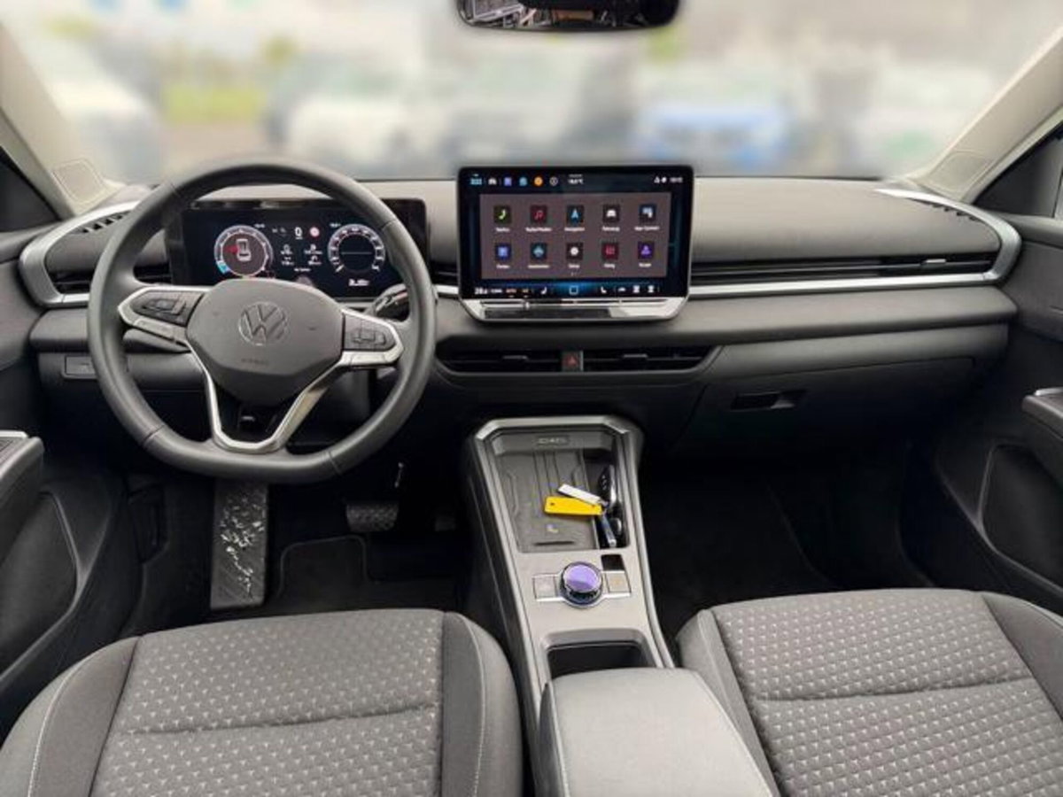 Volkswagen T-Roc 1.5 etsi Life 115cv dsg (12)