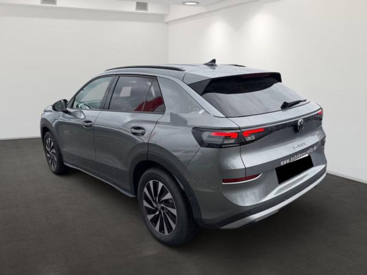 Volkswagen T-Roc 1.5 etsi Life 115cv dsg (3)