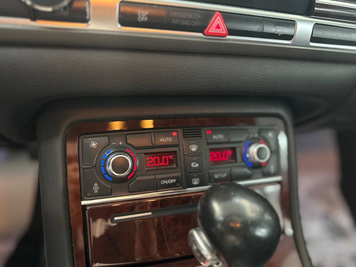 Audi A8 4.2 V8 TDI F.AP. quattro tiptronic (10)