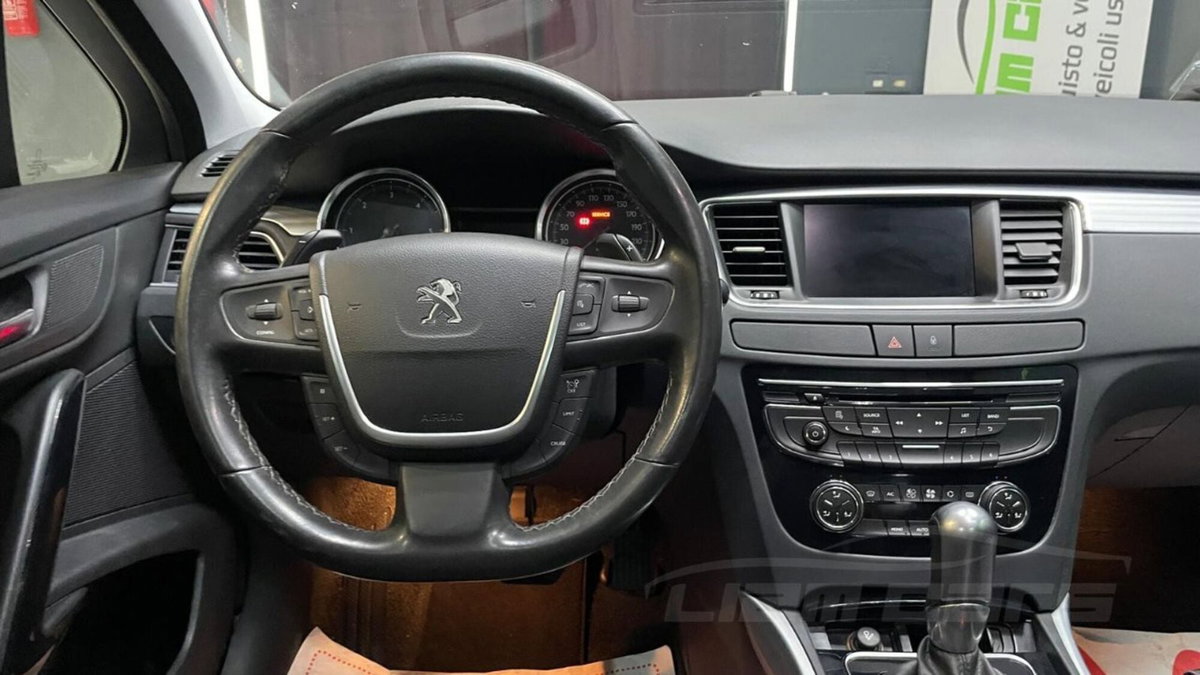 Peugeot 508 SW 2.2 HDi 204CV aut. Ciel GT (11)
