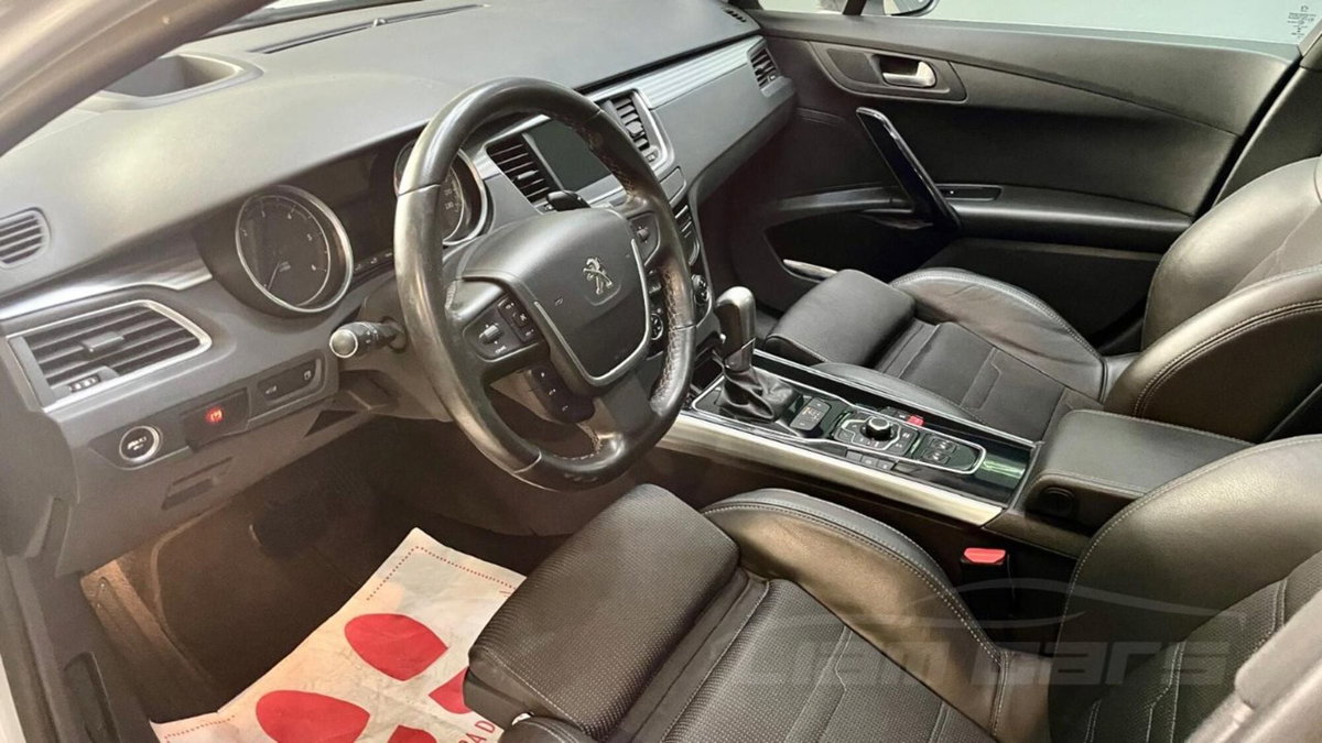 Peugeot 508 SW 2.2 HDi 204CV aut. Ciel GT (7)