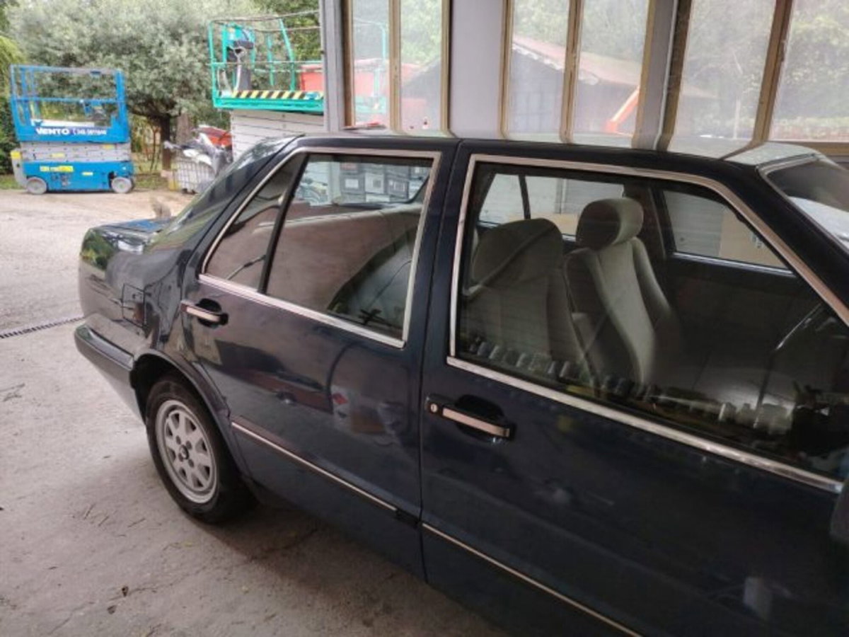 Lancia Thema i.e. (3)