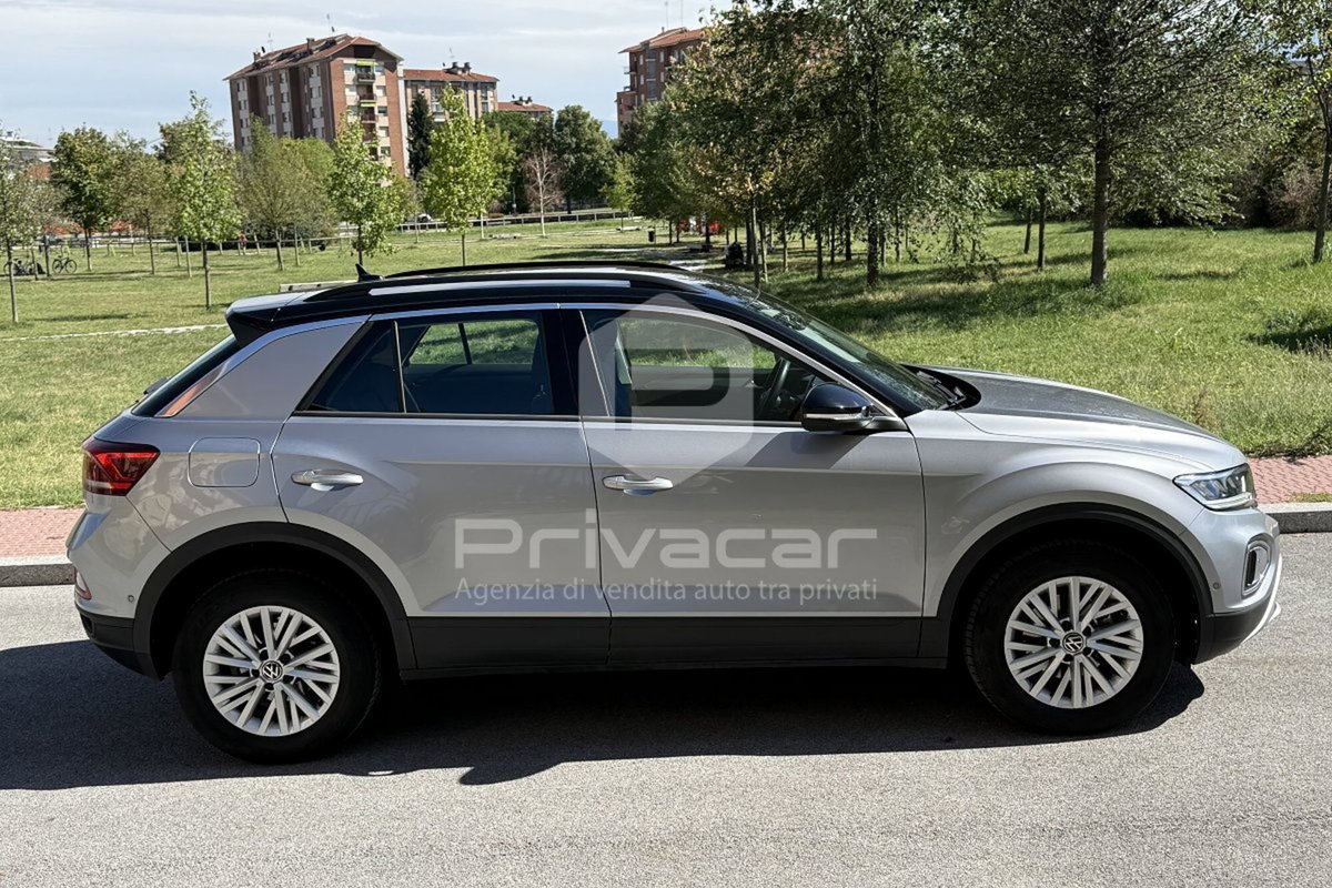 Volkswagen T-Roc 1.0 TSI Life (4)
