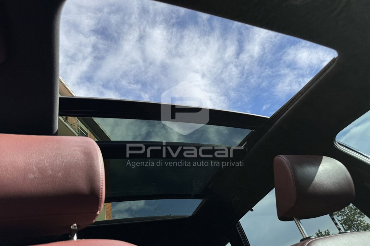 Kia Optima Sport Wagon 2.0 T-GDi AT6 Sportswagon GT (14)