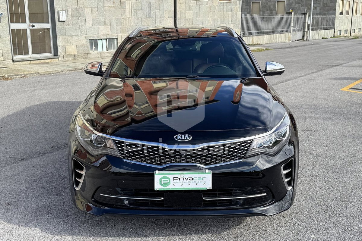 Kia Optima Sport Wagon 2.0 T-GDi AT6 Sportswagon GT (2)