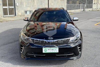 Kia Optima Sport Wagon 2.0 T-GDi AT6 Sportswagon GT (2)