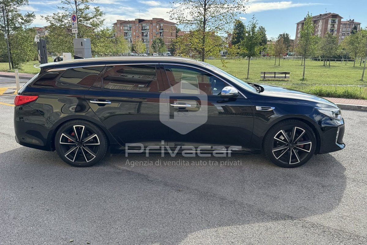 Kia Optima Sport Wagon 2.0 T-GDi AT6 Sportswagon GT (4)