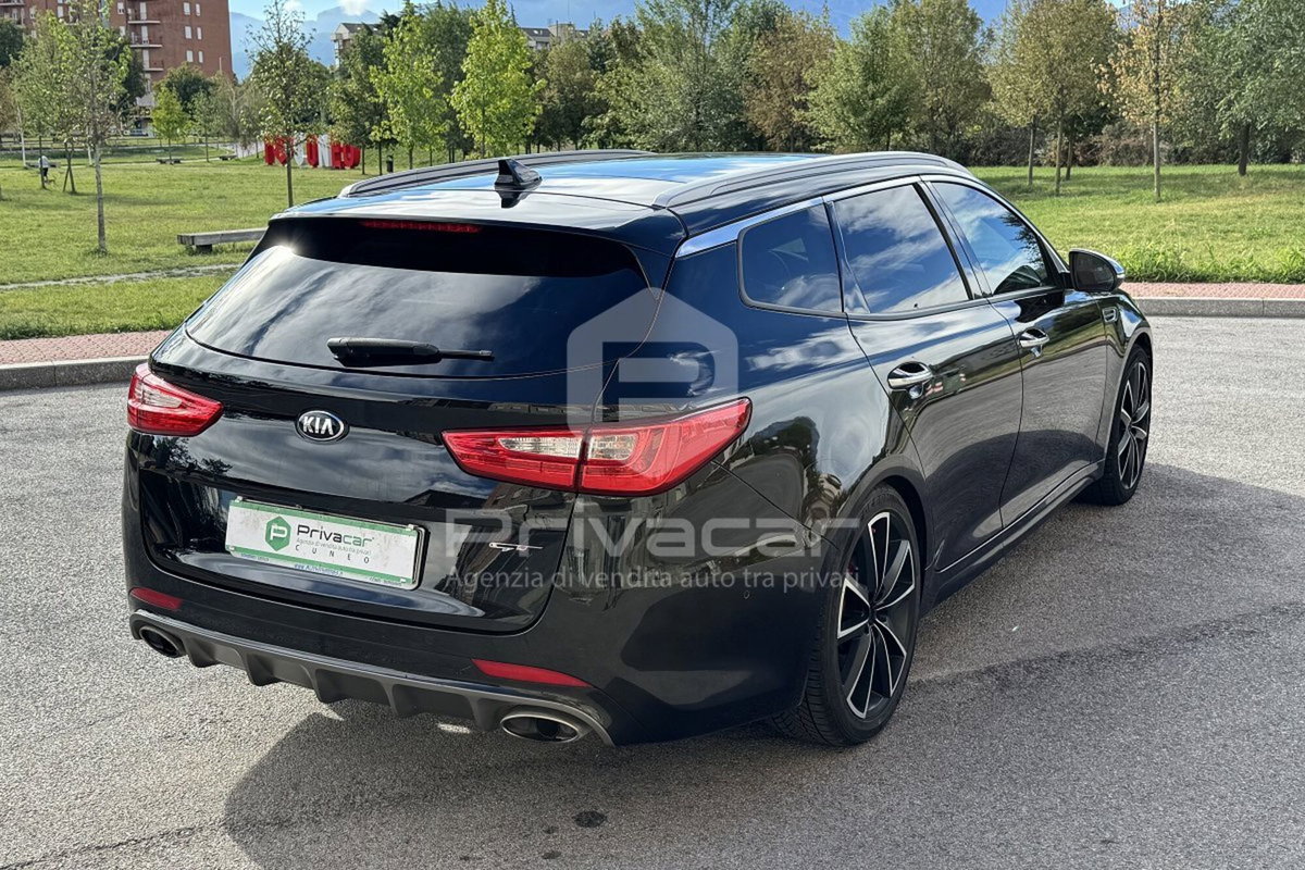 Kia Optima Sport Wagon 2.0 T-GDi AT6 Sportswagon GT (6)