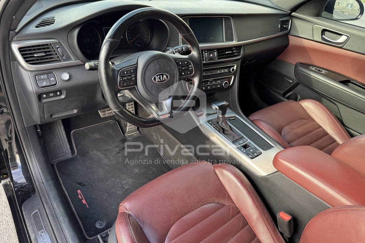 Kia Optima Sport Wagon 2.0 T-GDi AT6 Sportswagon GT (9)