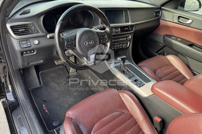 Kia Optima Sport Wagon 2.0 T-GDi AT6 Sportswagon GT (9)