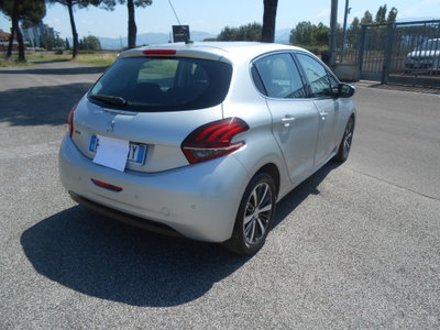 Peugeot 208 82 5 porte Allure (3)