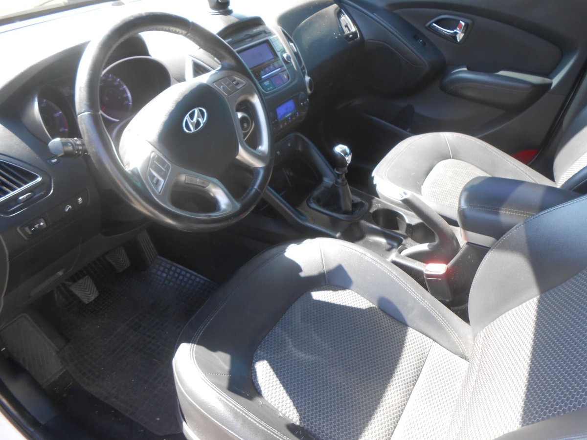 Hyundai ix35 2.0 CRDi 2WD Comfort (5)
