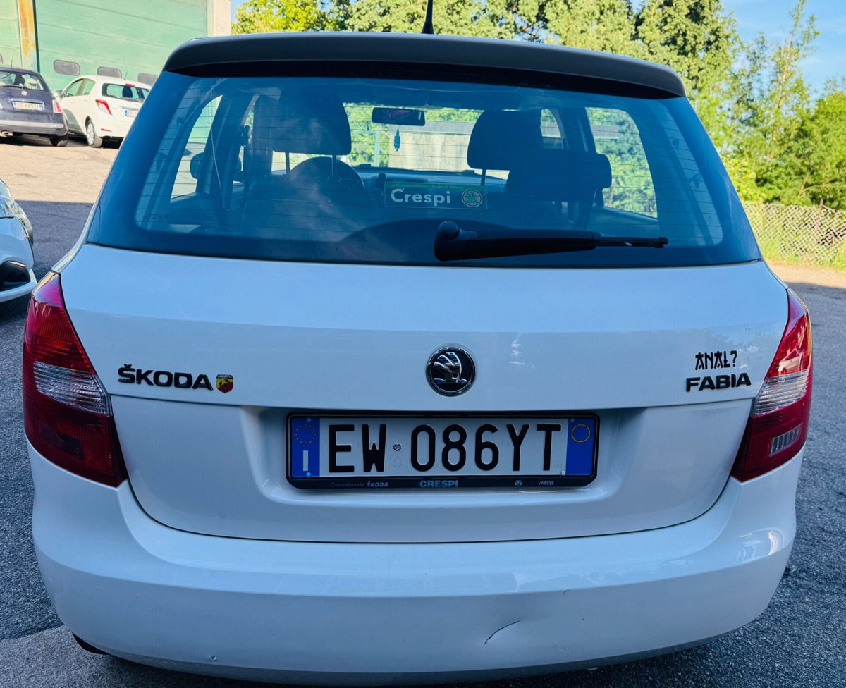 Skoda Fabia 1.2 12V 70CV 5p. Monte-Carlo (8)