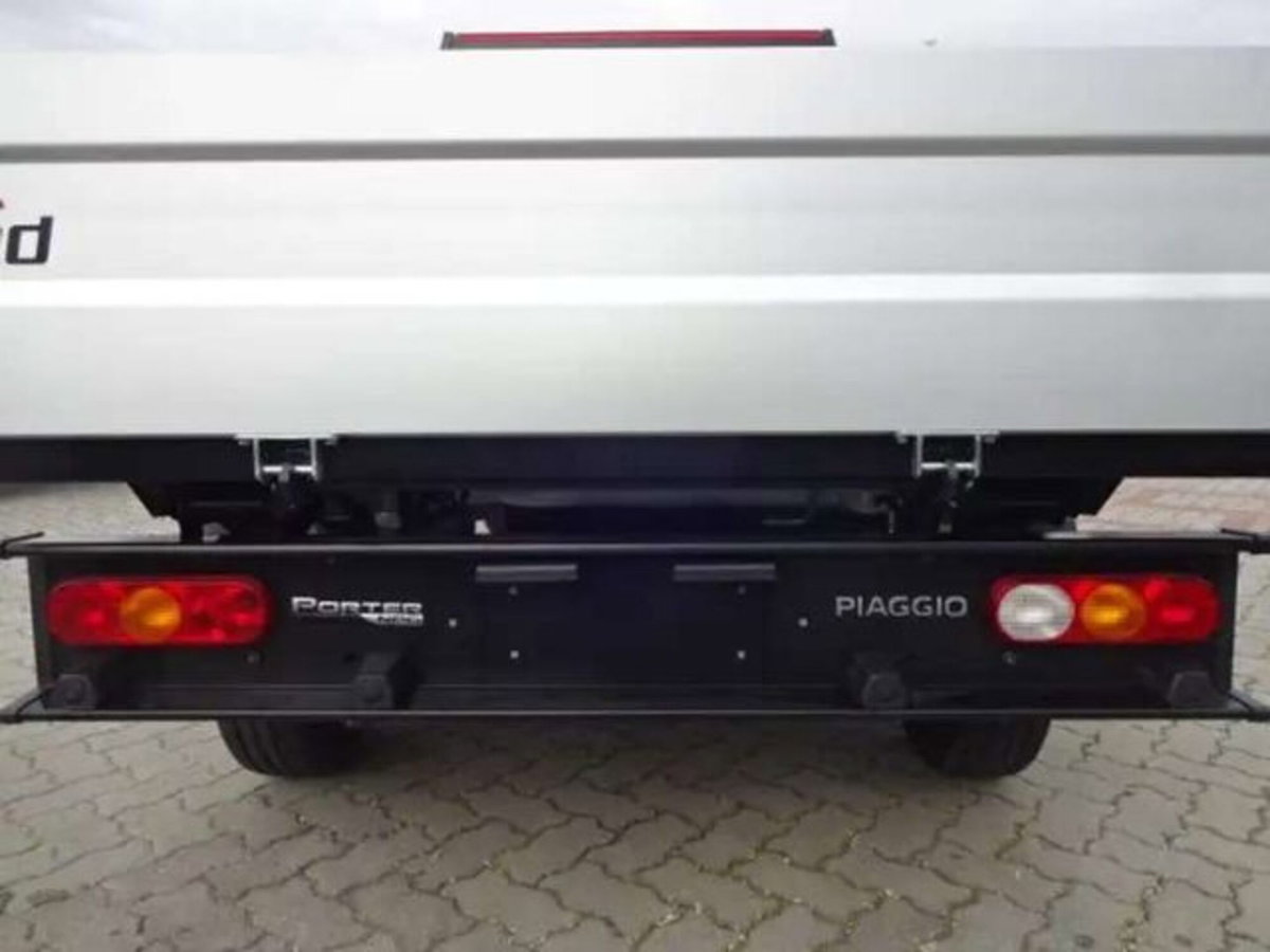 Piaggio Porter NP6 1.5 PC Long Range LPG Cassone Rib. Std Pro (7)